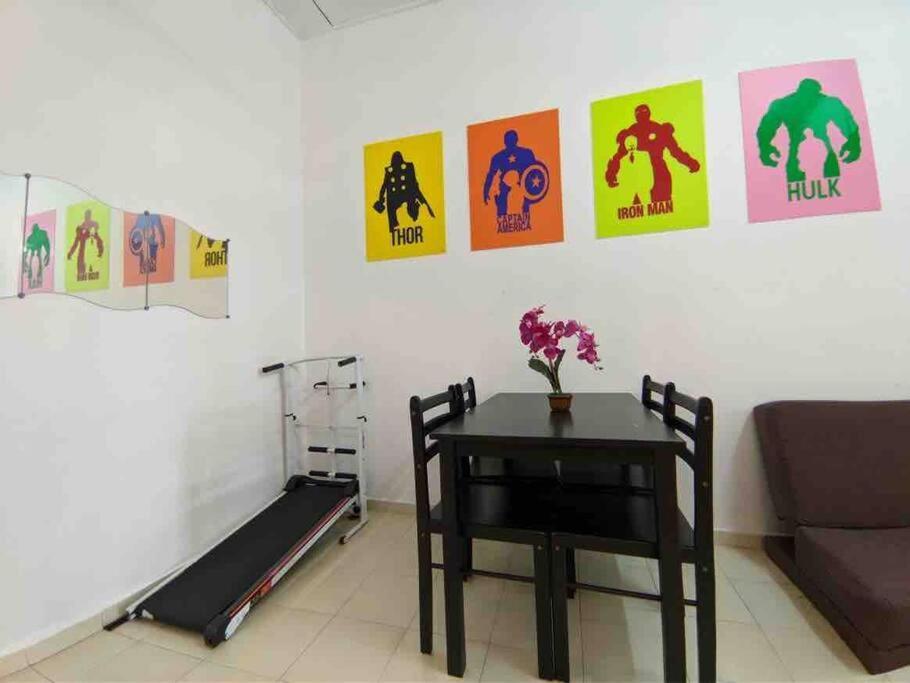 Homestay Delisha Parit Raja Uthm 外观 照片