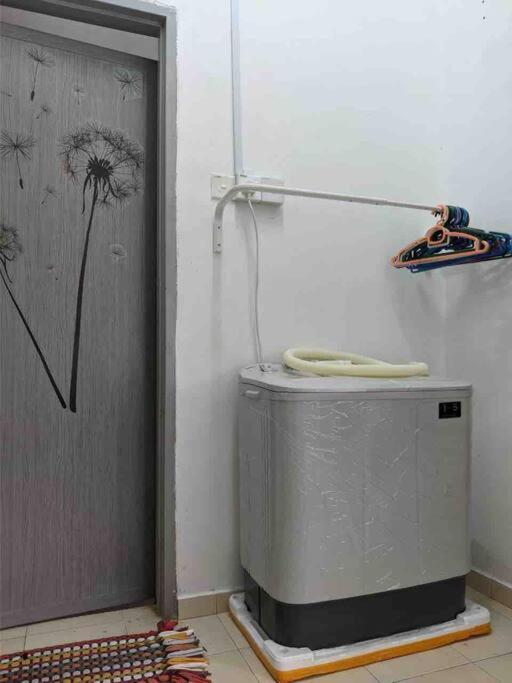 Homestay Delisha Parit Raja Uthm 外观 照片